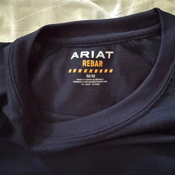 Ariat Women’s Rebar Heat Fighter T-Shirt - Picture 2 of 2